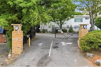 2230 Cheshire Bridge Road NE #113, Atlanta, GA 30324 - Photo 23