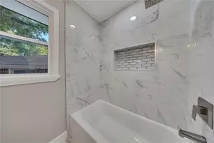 202 Oakcliff Ct NW, Atlanta, GA 30331 - Photo 13