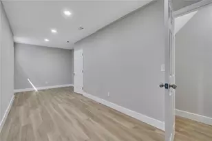 202 Oakcliff Ct NW, Atlanta, GA 30331 - Photo 19