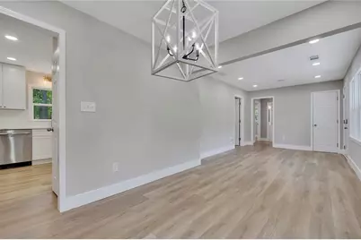 202 Oakcliff Court NW, Atlanta, GA 30331 - Photo 7