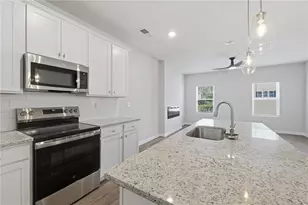 3633 Parkway James Dr, Snellville, GA 30039 - Photo 13