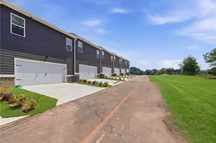 3637 Parkway James Dr, Snellville, GA 30039 - Photo 31