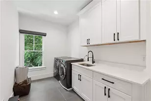 99 Candler Rd SE, Atlanta, GA 30317 - Photo 35