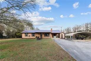 3685 Settingdown Rd, Cumming, GA 30028 - Photo 3