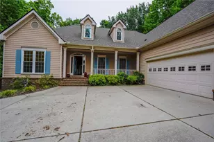 4459 N Gate Dr, Gainesville, GA 30506 - Photo 1