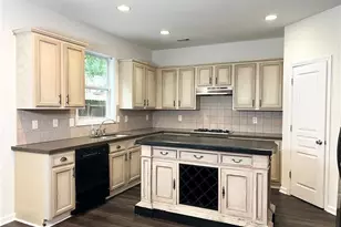 4306 Suwanee Brook Ct, Buford, GA 30518 - Photo 11