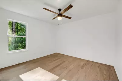 910 Forest Path, Stone Mountain, GA 30088 - Photo 19