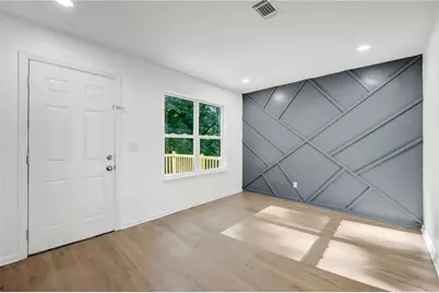910 Forest Path, Stone Mountain, GA 30088 - Photo 5