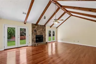 2861 Interlaken Dr, Marietta, GA 30062 - Photo 7