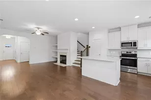 6405 Shalks Xing Dr, Lithonia, GA 30058 - Photo 5