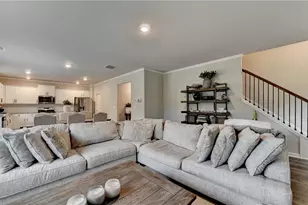 6817 Scarlet Oak Way, Flowery Branch, GA 30542 - Photo 23
