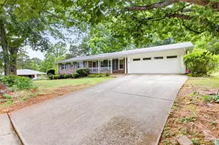 5623 Crestwood Dr, Stone Mountain, GA 30087 - Photo 3