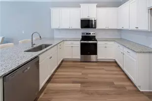 5517 Leyland Dr, Flowery Branch, GA 30542 - Photo 5