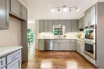 1820 Branch Valley Drive, Roswell, GA 30076 - Photo 21