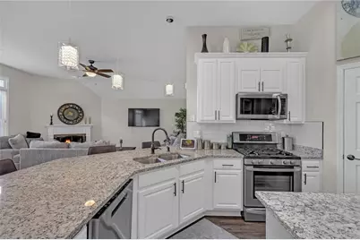 1807 Phillips Court, Conyers, GA 30094 - Photo 9