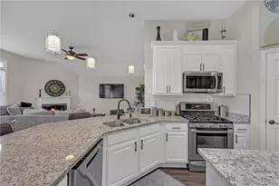 1807 Phillips Ct, Conyers, GA 30094 - Photo 9