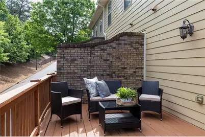 7280 Glisten Avenue, Atlanta, GA 30328 - Photo 7