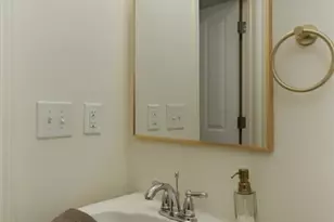 7280 Glisten Ave, Atlanta, GA 30328 - Photo 11