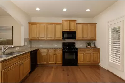 7280 Glisten Avenue, Atlanta, GA 30328 - Photo 7