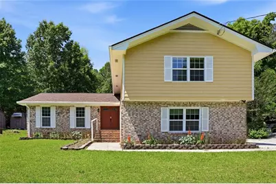 2201 Colonial Oak Way, Stone Mountain, GA 30087 - Photo 1