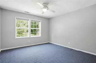 2201 Colonial Oak Way, Stone Mountain, GA 30087 - Photo 19