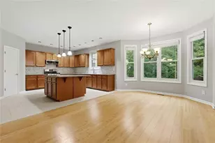 2455 Hampton Park Way, Marietta, GA 30062 - Photo 3