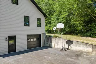 1815 Ashton Brooke Ln, Buford, GA 30519 - Photo 43