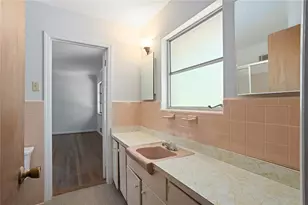 1694 Berkeley Ln NE, Atlanta, GA 30329 - Photo 11