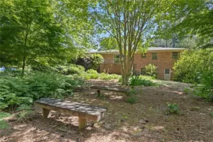 1694 Berkeley Ln NE, Atlanta, GA 30329 - Photo 19