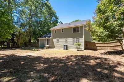 2526 Ashworth Lake Road, Snellville, GA 30078 - Photo 19