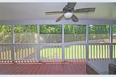 260 E Valley Drive, Marietta, GA 30068 - Photo 19