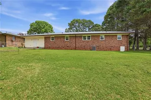 1226 Skyline Dr, Toccoa, GA 30577 - Photo 25