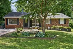 2530 Rolling View Dr SE, Smyrna, GA 30080 - Photo 1
