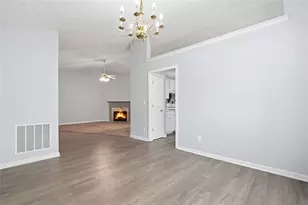 540 Sterling Hill Dr, Lawrenceville, GA 30046 - Photo 9