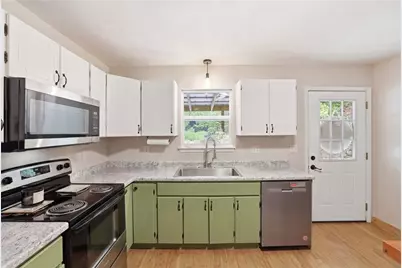 10 Florida Avenue, Clayton, GA 30525 - Photo 9