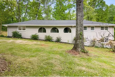 1267 Sycamore Drive SW, Lilburn, GA 30047 - Photo 31