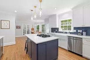 898 Byrnwyck Rd NE, Atlanta, GA 30319 - Photo 15