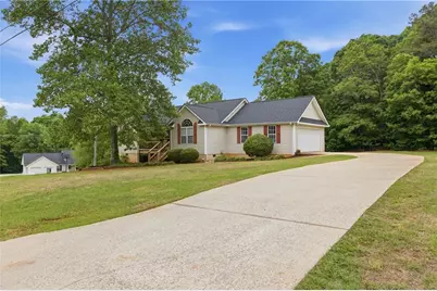 180 Rocky Shoals Trail, Mount Airy, GA 30563 - Photo 1