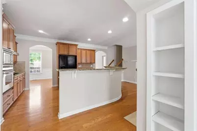 10464 Holliwell Court, Duluth, GA 30097 - Photo 9
