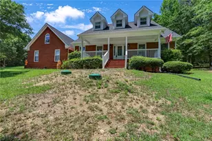 2660 Sandy Creek Cir, Loganville, GA 30052 - Photo 3