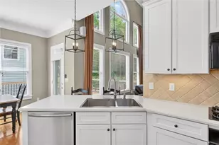 2607 Camille Dr NE, Brookhaven, GA 30319 - Photo 11