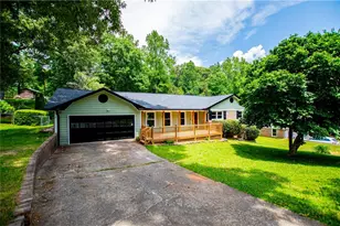 6170 Shallow Wood Ln, Douglasville, GA 30135 - Photo 9