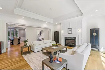 425 Laurel Chase Court, Sandy Springs, GA 30327 - Photo 5