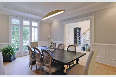 425 Laurel Chase Court, Sandy Springs, GA 30327 - Photo 15