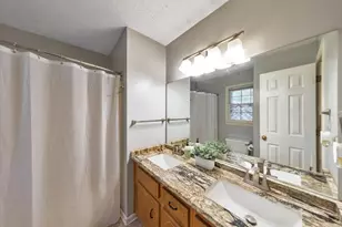 623 Peachtree Dr SE, White, GA 30184 - Photo 17