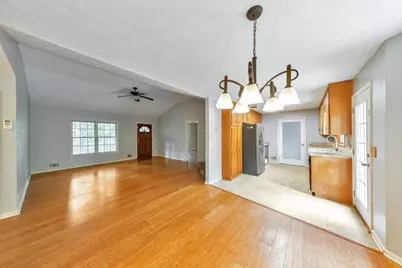 623 Peachtree Drive SE, White, GA 30184 - Photo 7