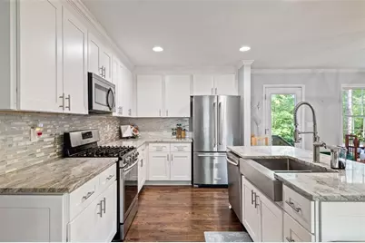 3334 Romelie Drive, Atlanta, GA 30340 - Photo 7