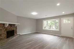 1071 Forest E Dr, Stone Mountain, GA 30088 - Photo 5