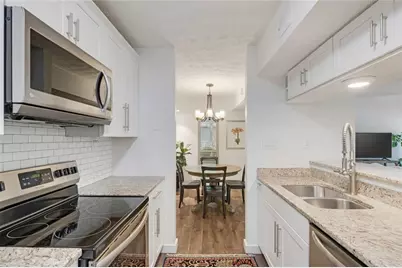 913 Tuxworth Circle, Decatur, GA 30033 - Photo 9