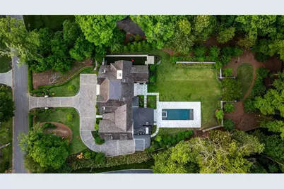 3517 Knollwood Drive NW, Atlanta, GA 30305 - Photo 3